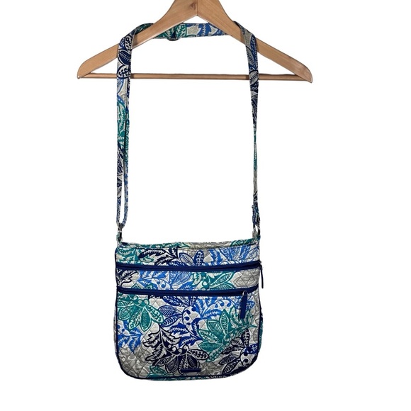 Vera Bradley Santiago Pattern Triple Zipper Hipster Crossbody Purse - Picture 6 of 11